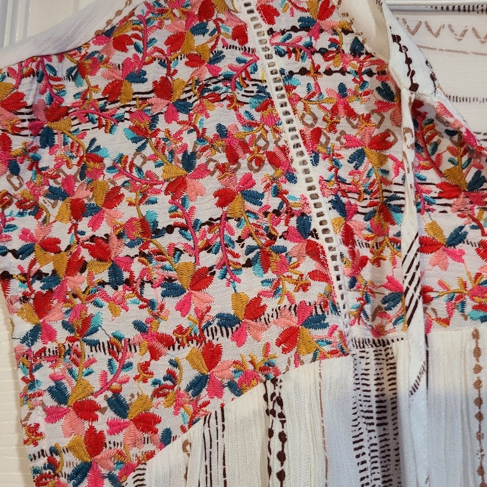 Savanah Jane Embroidered Shirt - Picture 5 of 5